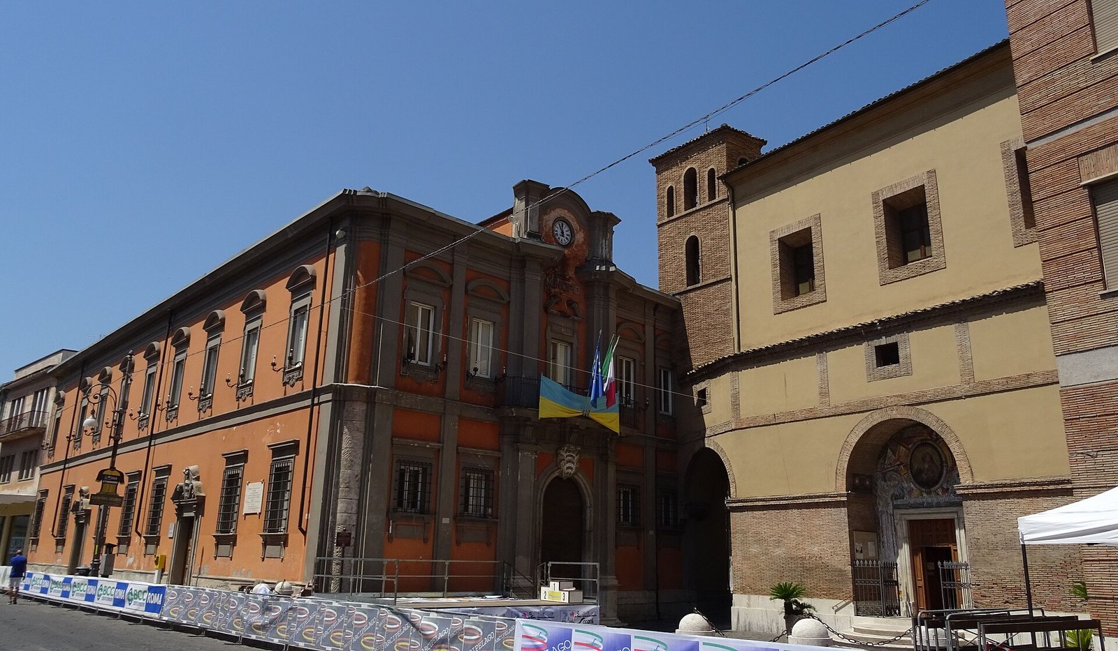 Il palazzo del Municipio di Sora affacciato sulla piazza del centro